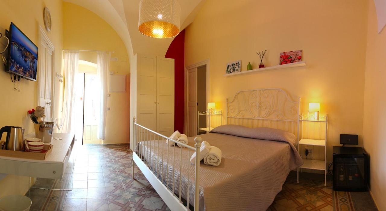 Vecchia Cantina - Le Camere Sannicola Exteriör bild